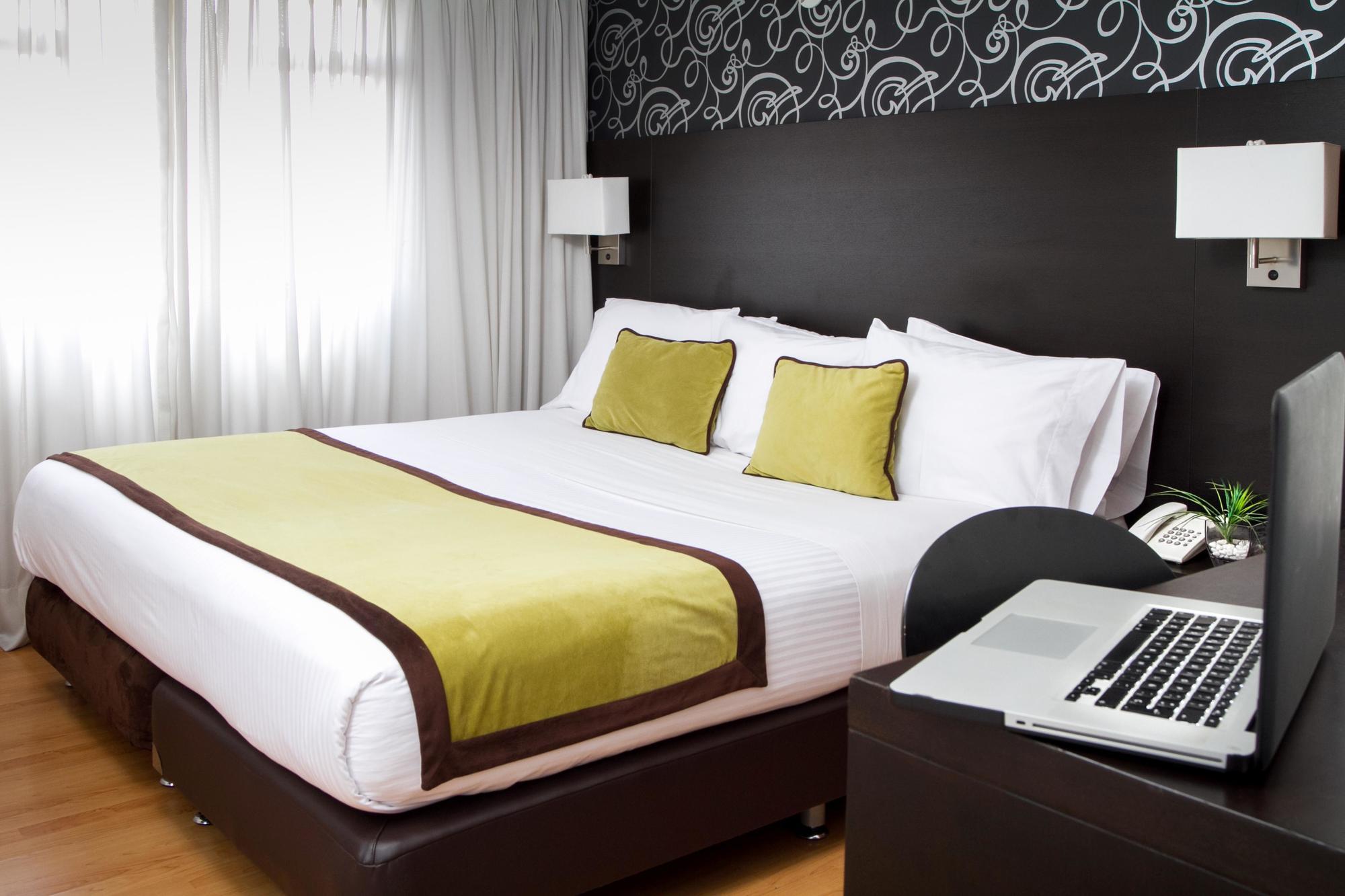 Hotel L'Etoile Javeriana Bogotá Zewnętrze zdjęcie