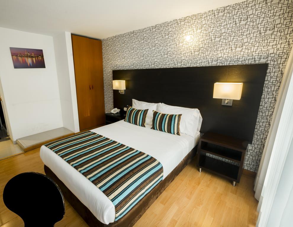 Hotel L'Etoile Javeriana Bogotá Zewnętrze zdjęcie
